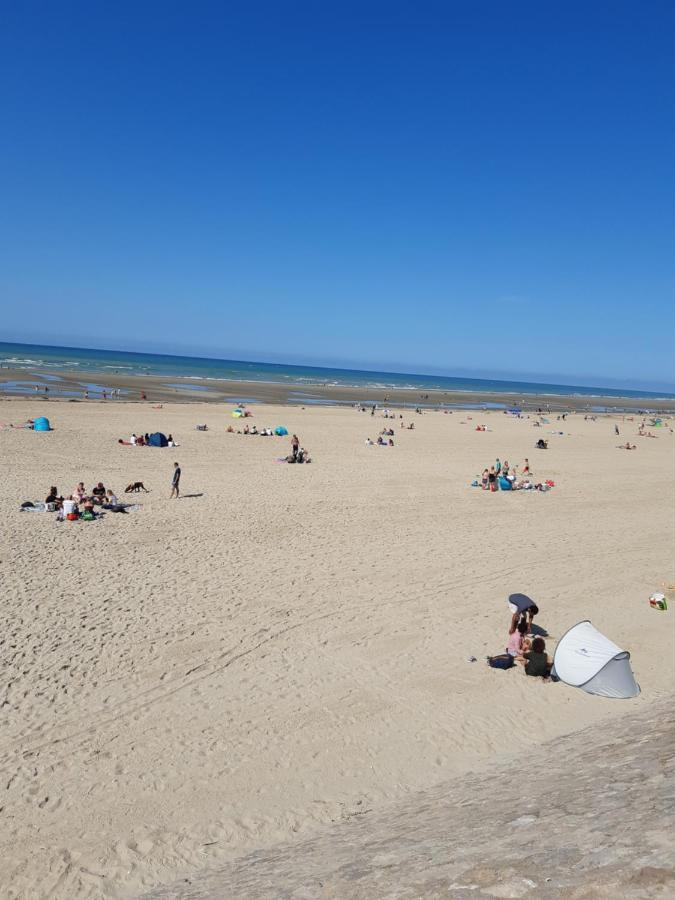 Les Obiones, Vue Laterale Mer, Fort Mahon Plage, Magnifique Studio Cabine 4P, Avec Balcon , Parking Prive Gratuit, Wifi, Classe 2 Etoiles, Exposition Plein Sud En Baie De Somme ภายนอก รูปภาพ