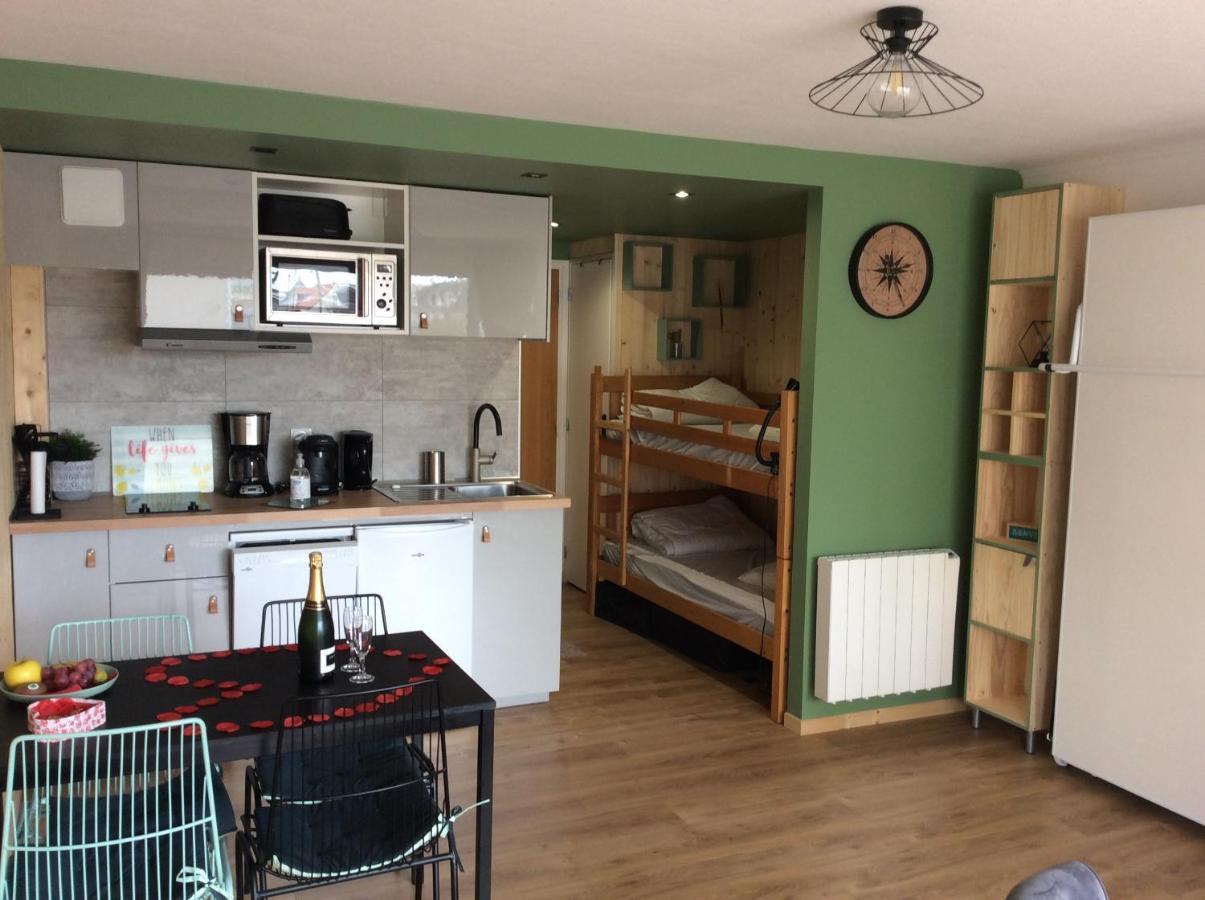 Les Obiones, Vue Laterale Mer, Fort Mahon Plage, Magnifique Studio Cabine 4P, Avec Balcon , Parking Prive Gratuit, Wifi, Classe 2 Etoiles, Exposition Plein Sud En Baie De Somme ภายนอก รูปภาพ