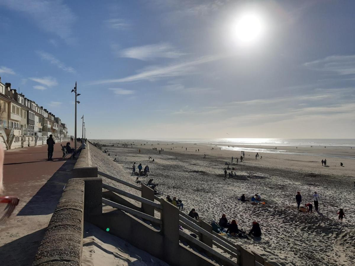 Les Obiones, Vue Laterale Mer, Fort Mahon Plage, Magnifique Studio Cabine 4P, Avec Balcon , Parking Prive Gratuit, Wifi, Classe 2 Etoiles, Exposition Plein Sud En Baie De Somme ภายนอก รูปภาพ