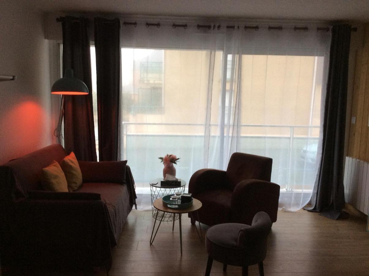 Les Obiones, Vue Laterale Mer, Fort Mahon Plage, Magnifique Studio Cabine 4P, Avec Balcon , Parking Prive Gratuit, Wifi, Classe 2 Etoiles, Exposition Plein Sud En Baie De Somme ภายนอก รูปภาพ